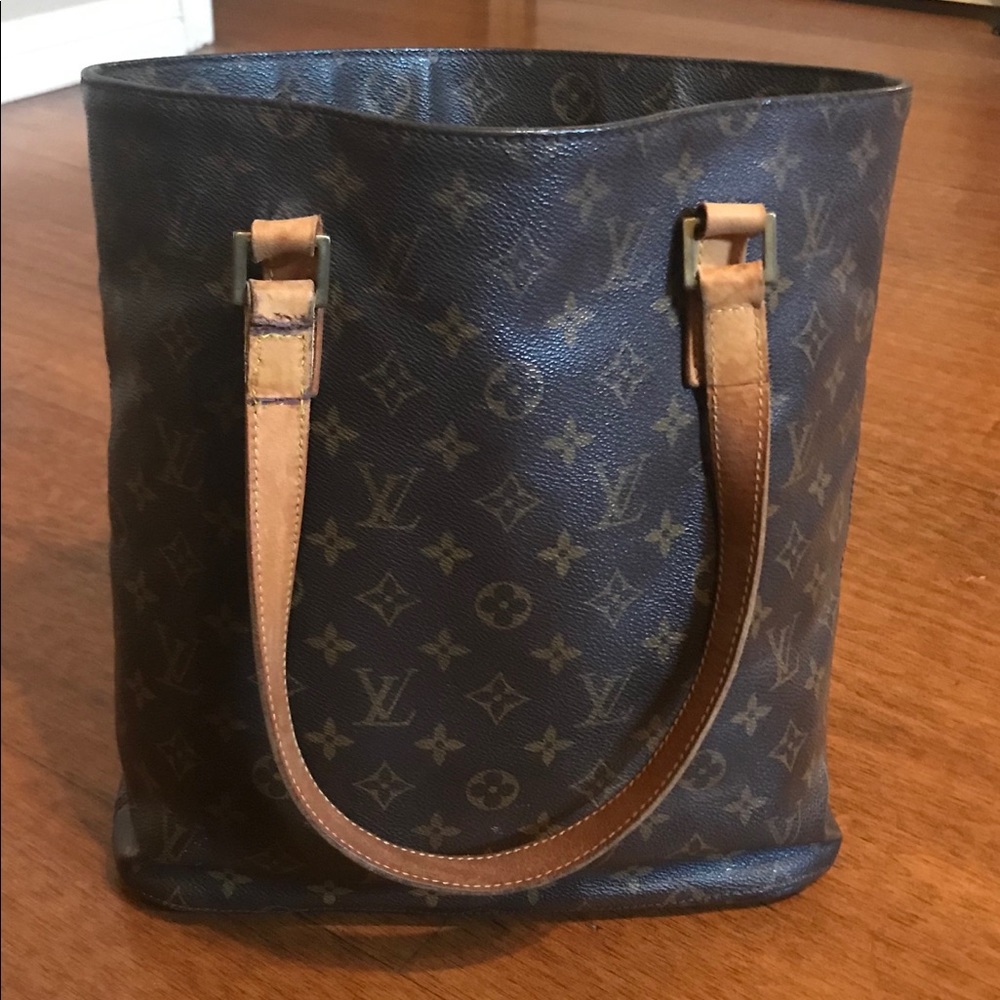 Authentic Louis Vuitton Vavin GM Hand Bag